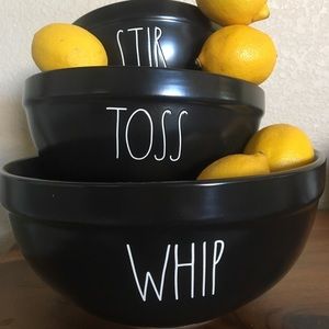 Rae Dunn Nesting Bowls Set